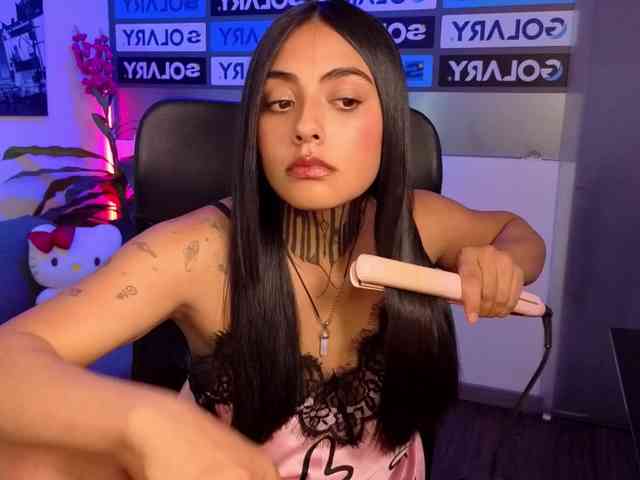 LovelyCelestte webcam