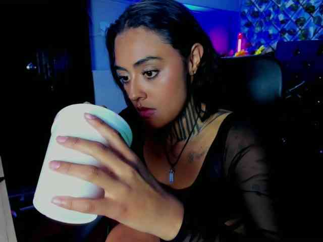 LovelyCelestte webcam