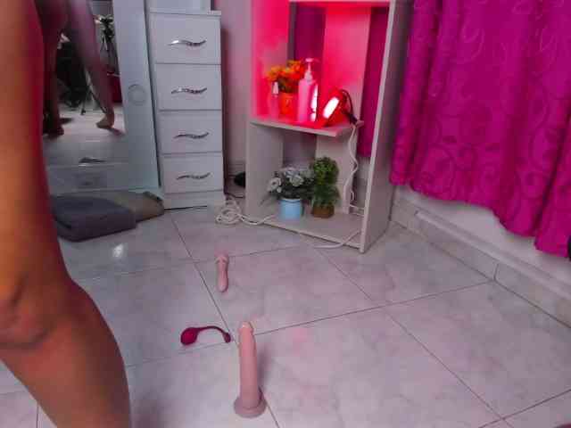 LovelyCelestte webcam