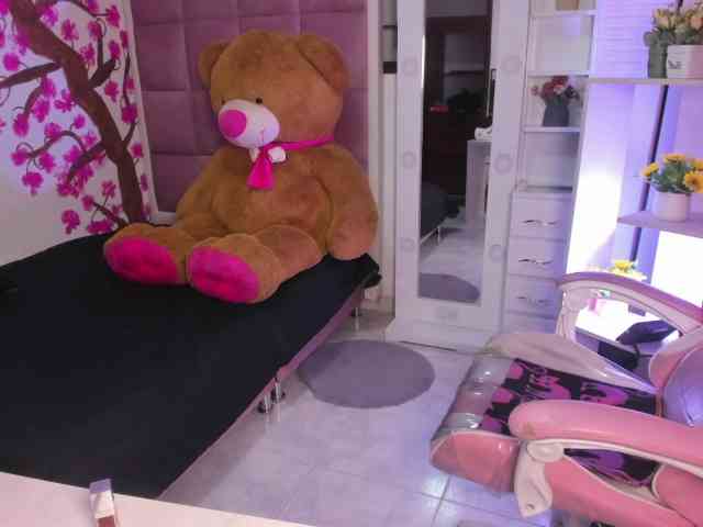 LovelyCelestte webcam