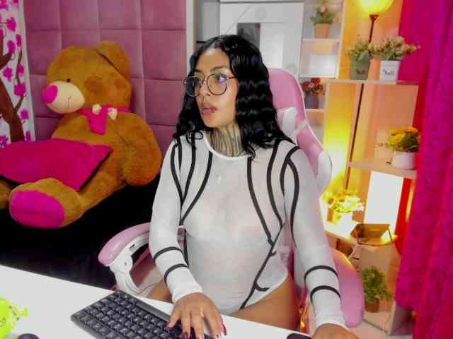 LovelyCelestte webcam