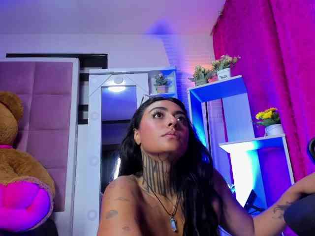 LovelyCelestte webcam