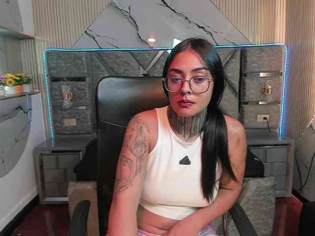 LovelyCelestte webcam