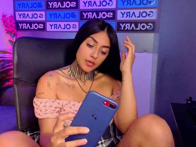 LovelyCelestte webcam