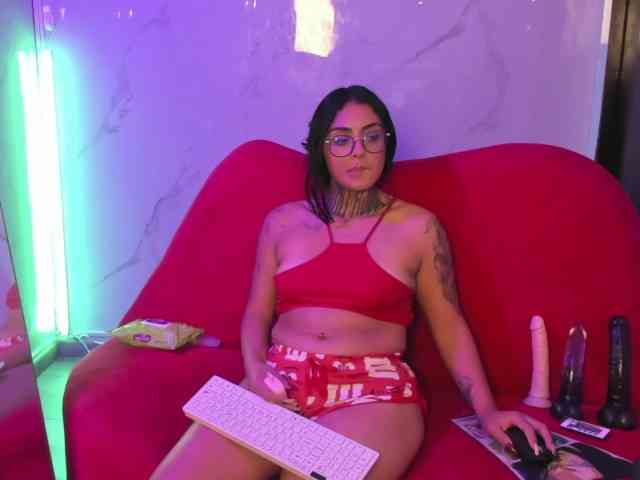 LovelyCelestte webcam