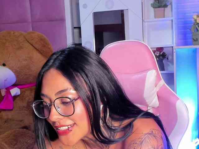 LovelyCelestte webcam