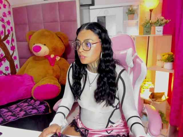 LovelyCelestte webcam