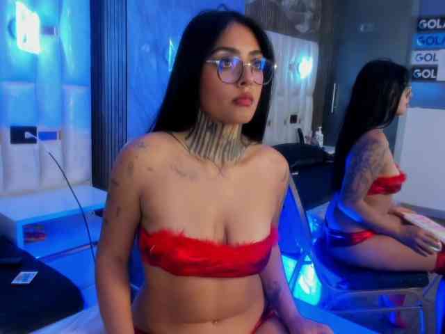 LovelyCelestte webcam
