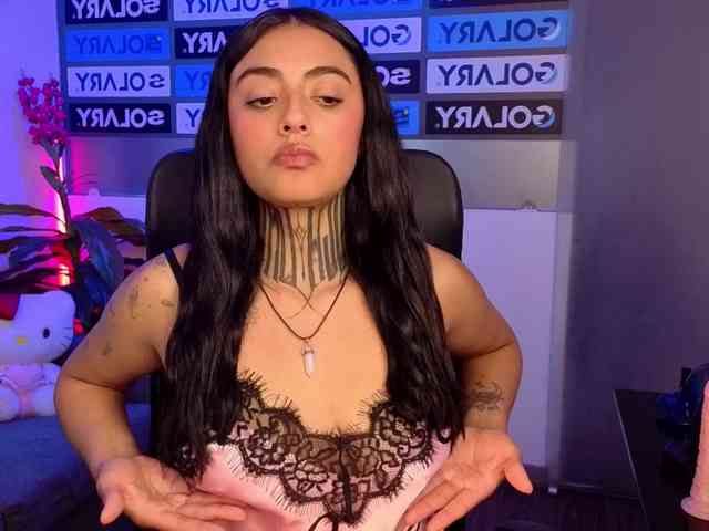 LovelyCelestte webcam