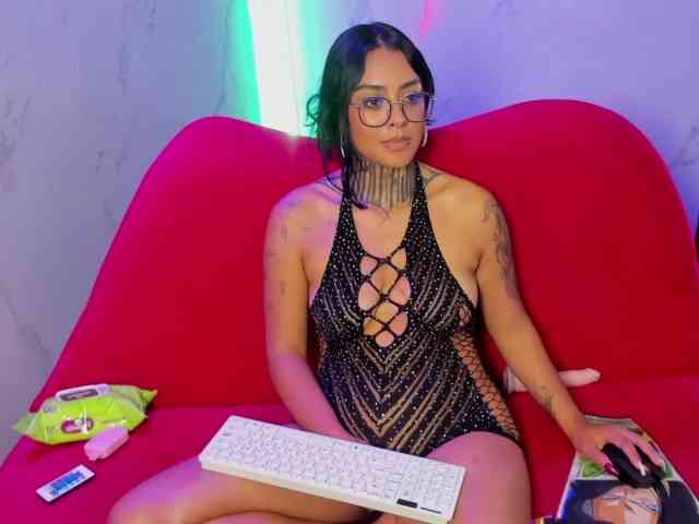 LovelyCelestte webcam