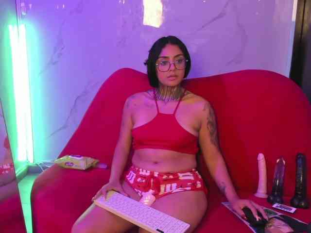 LovelyCelestte webcam