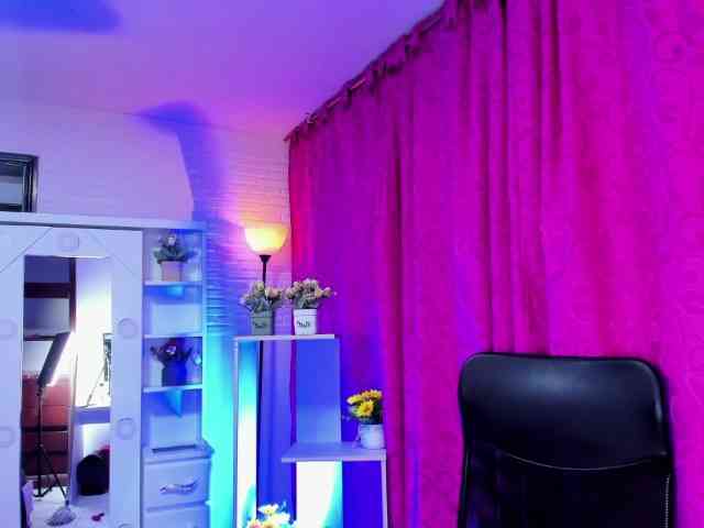 LovelyCelestte webcam