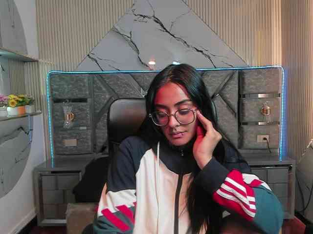 LovelyCelestte webcam