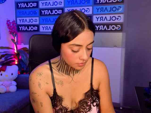 LovelyCelestte webcam