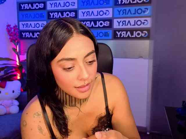 LovelyCelestte webcam