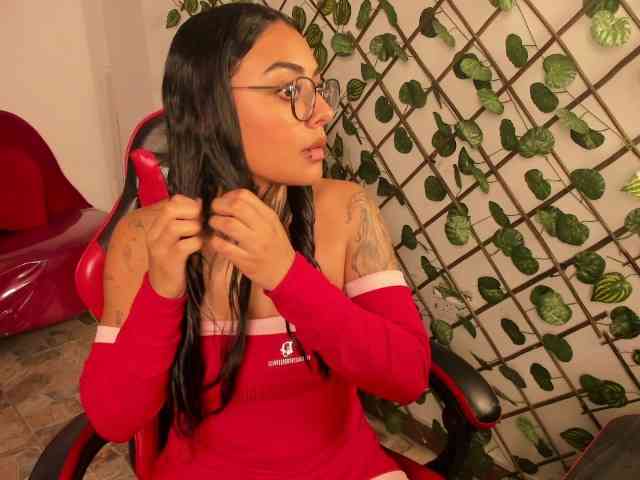 LovelyCelestte webcam