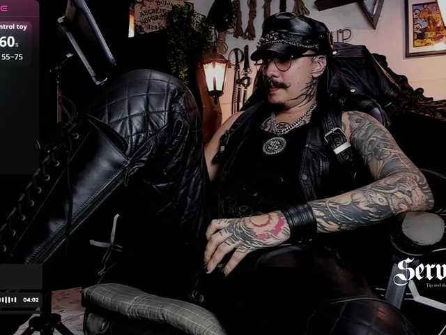 MasterAllanHurts live cam preview
