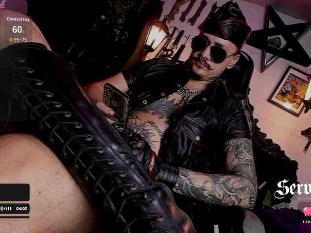 MasterAllanHurts Sex Cam Show