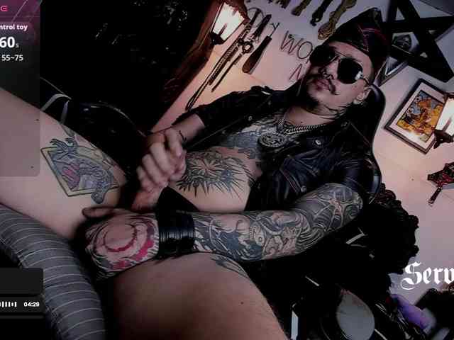 MasterAllanHurts Sex Cam Show