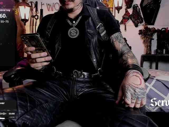 MasterAllanHurts Live Webcam on BongaCams
