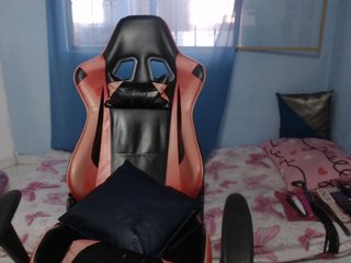Meganslut Porn Show