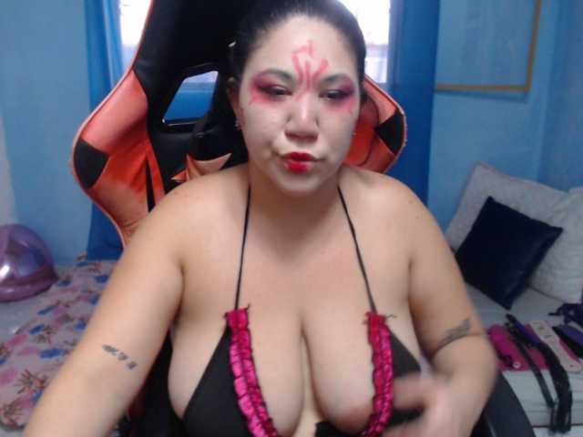 Meganslut live cam preview