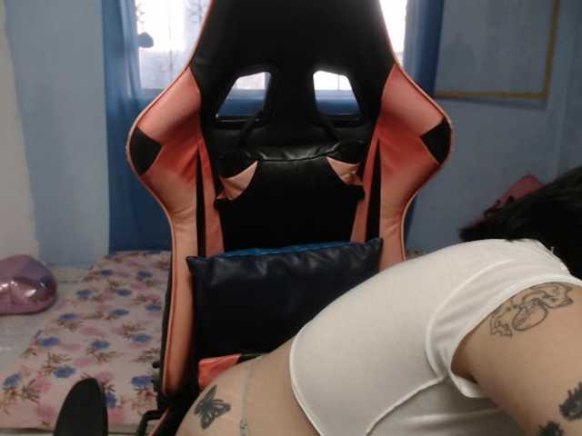 Meganslut live cam on BongaCams