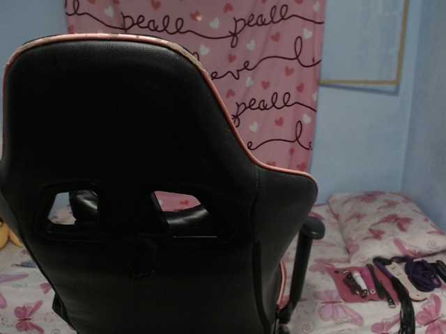 Meganslut live webcam show