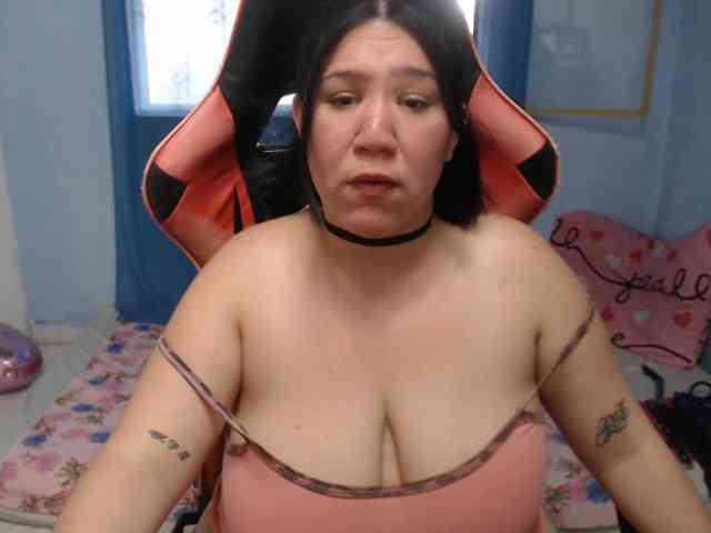 Meganslut - Girl 