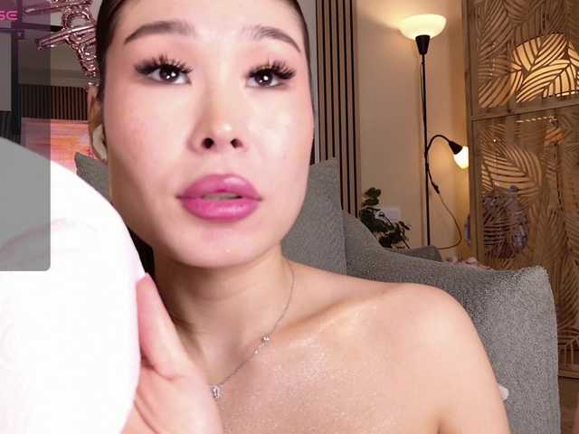 AizaXO live webcam show