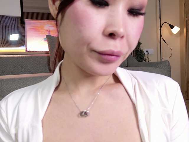 AizaXO live cam on BongaCams