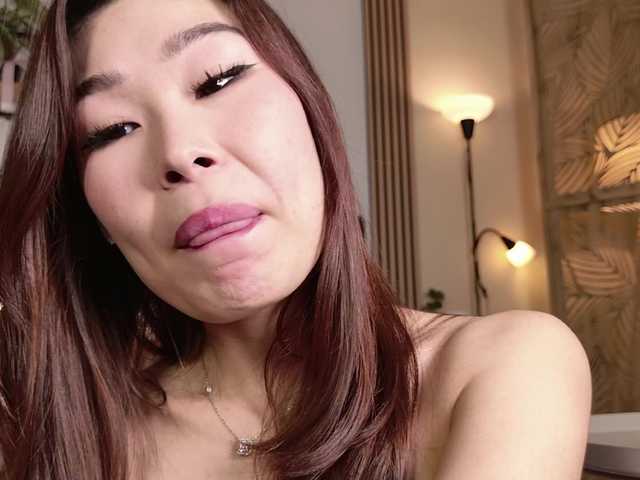 AizaXO live cam on BongaCams