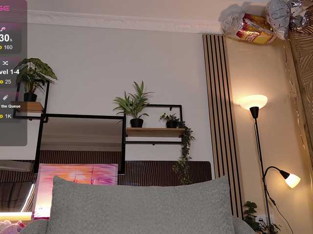 AizaXO live webcam show