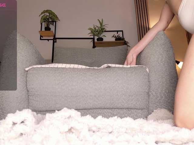 AizaXO live webcam show