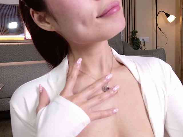 Model: AizaXO