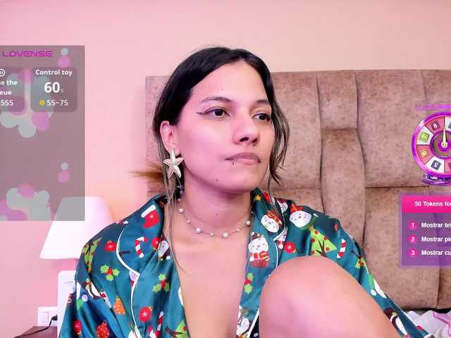EmmaSanchez1 live cam on BongaCams