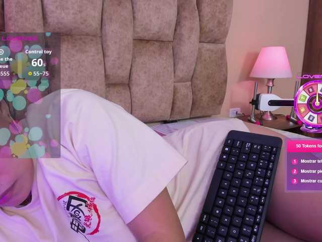 EmmaSanchez1 live cam on BongaCams