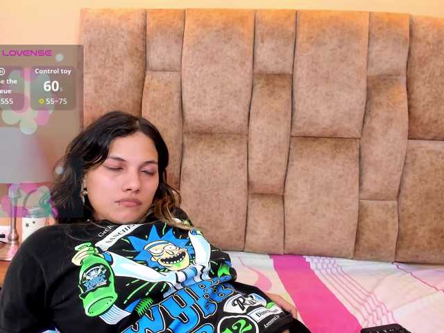 EmmaSanchez1 live cam on BongaCams