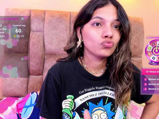 Sex chat gratuit in direct cu EmmaSanchez1 pe BongaCams