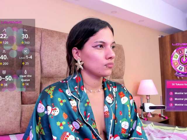 EmmaSanchez1 live cam on BongaCams