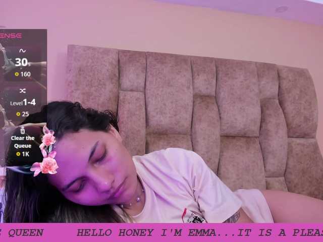 EmmaSanchez1 live cam on BongaCams