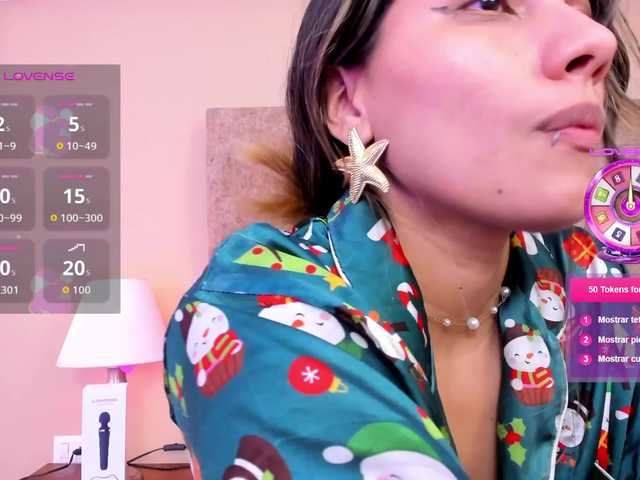 EmmaSanchez1 live cam on BongaCams