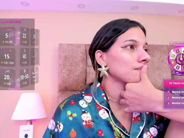 EmmaSanchez1 live cam on BongaCams