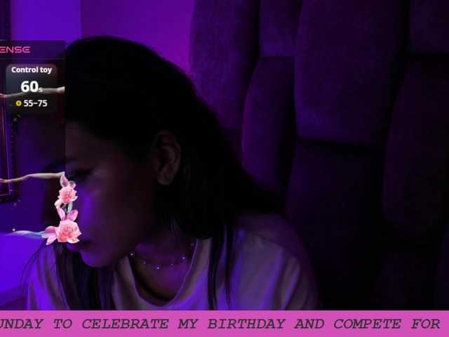EmmaSanchez1 live cam on BongaCams