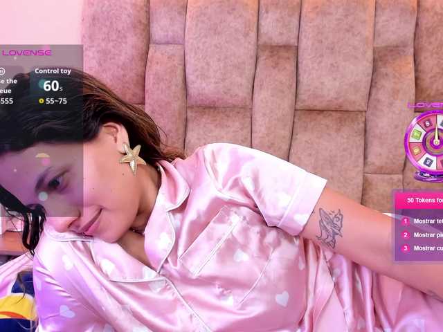 EmmaSanchez1 live cam on BongaCams