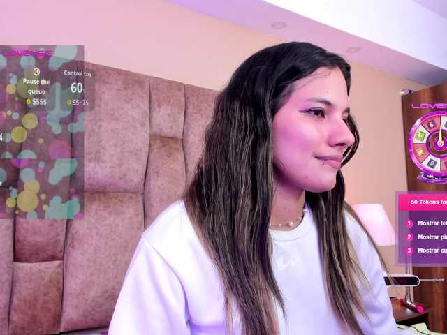 EmmaSanchez1 live cam on BongaCams