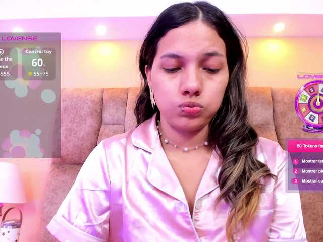 EmmaSanchez1 live cam on BongaCams