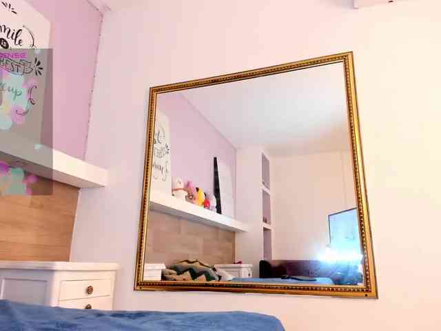 EmmaSanchez1 webcam