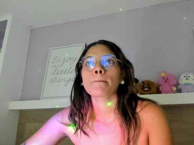 EmmaSanchez1 webcam