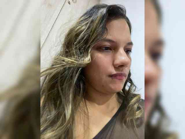 EmmaSanchez1 webcam